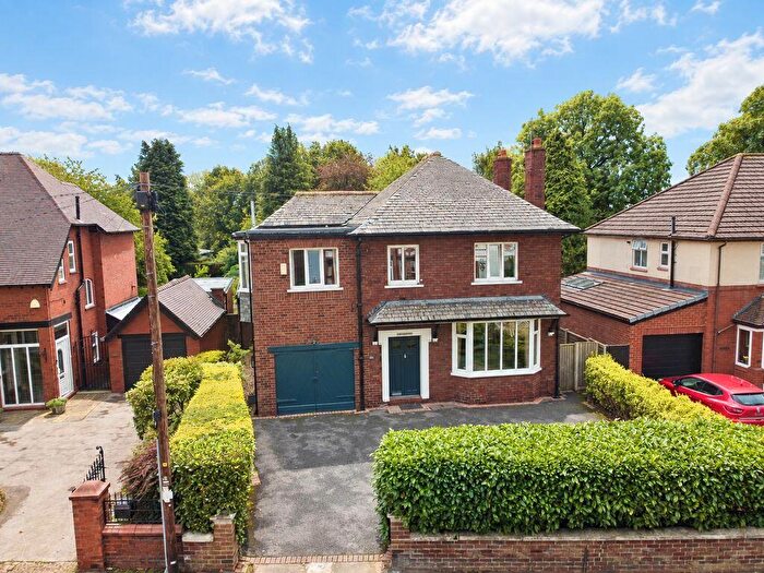 5 Bedroom Detached House For Sale In Compstall Road, Romiley, SK6