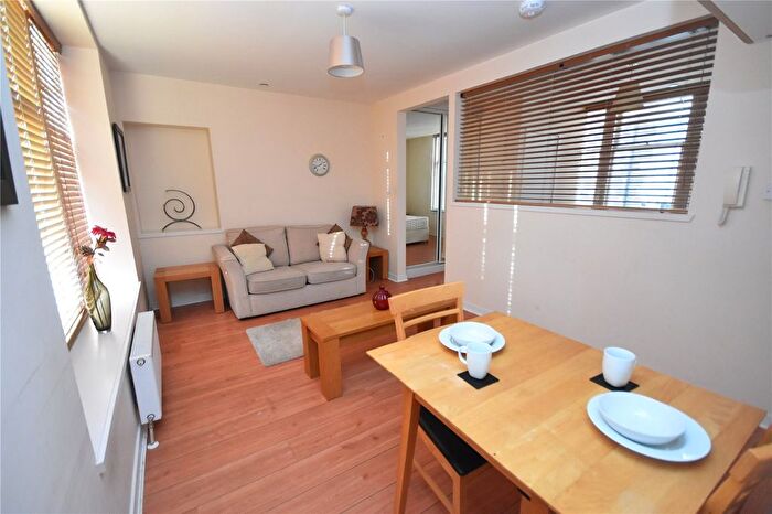1 Bedroom Flat To Rent In Market Street, City Centre, Aberdeen, Aberdeen, AB11