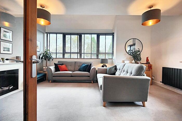 3 Bedroom Semi-Detached House For Sale In St. James Drive, Burton, LA6