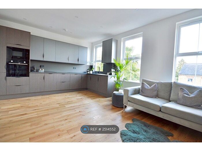 1 Bedroom Flat To Rent In Angles Road, London, SW16