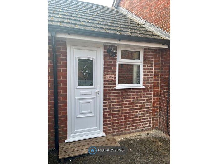 Studio To Rent In Boughton Monchelsea, Maidstone, ME17