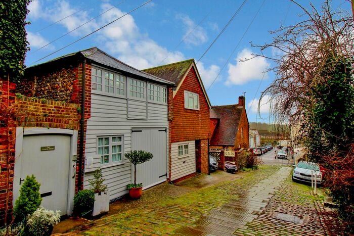 2 Bedroom Cottage To Rent In Kings Arms Hill, Arundel, West Sussex, BN18