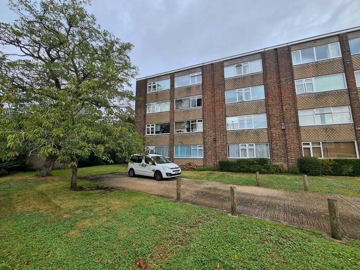 Studio To Rent In Alfriston House, Broadwater Street East, Worthing, BN14