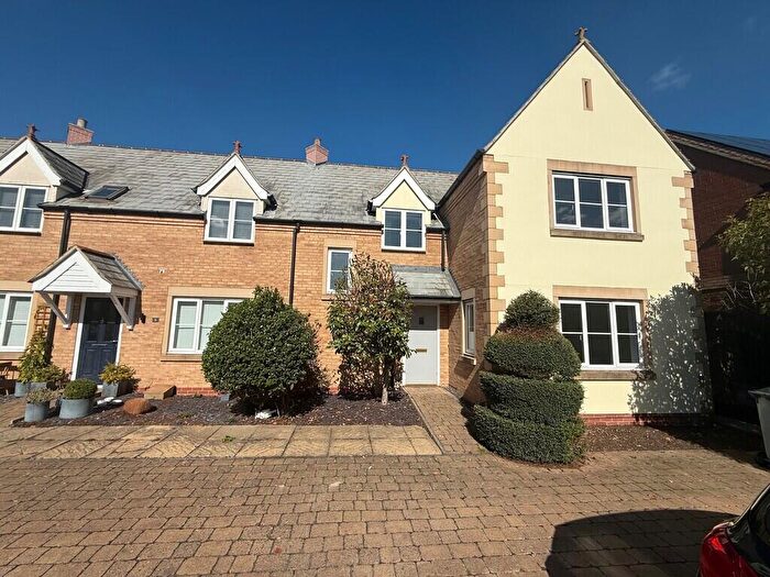 3 Bedroom End Of Terrace House For Sale In Aykroft, Bourne, PE10