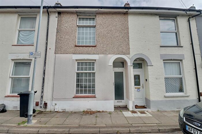 2 Bedroom Property To Rent In Samuel Road, Portsmouth, PO1