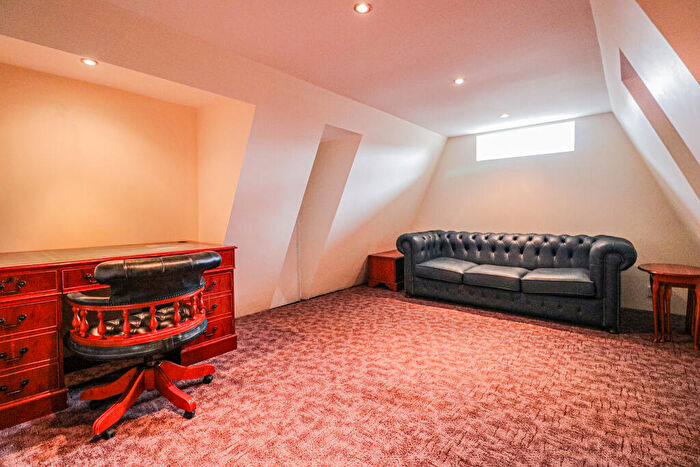 1 Bedroom Flat To Rent In Georges Walk, Sandbach, CW11