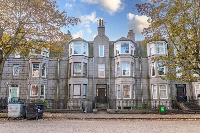 1 Bedroom Flat To Rent In Fonthill Road, City Centre, Aberdeen, AB11