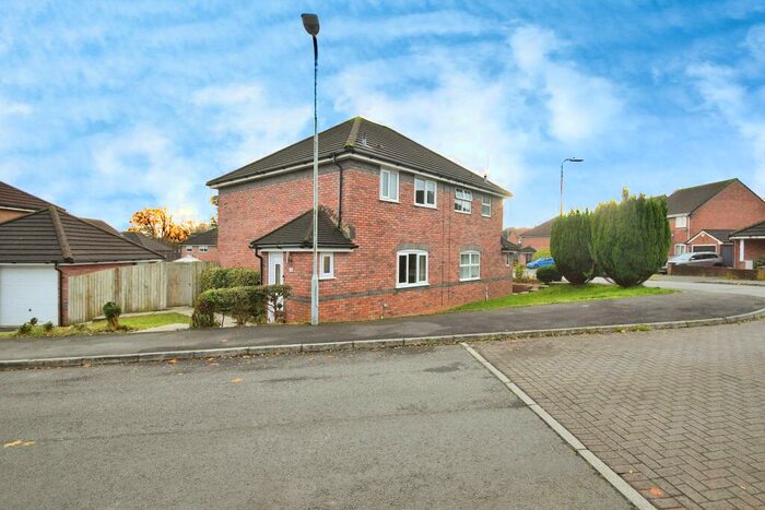 3 Bedroom Semi-Detached House For Sale In Elm Crescent, Penllergaer, Swansea, SA4