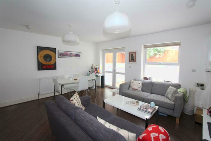 1 Bedroom Flat To Rent In Stroud Green Road, Finsbury Park, N4