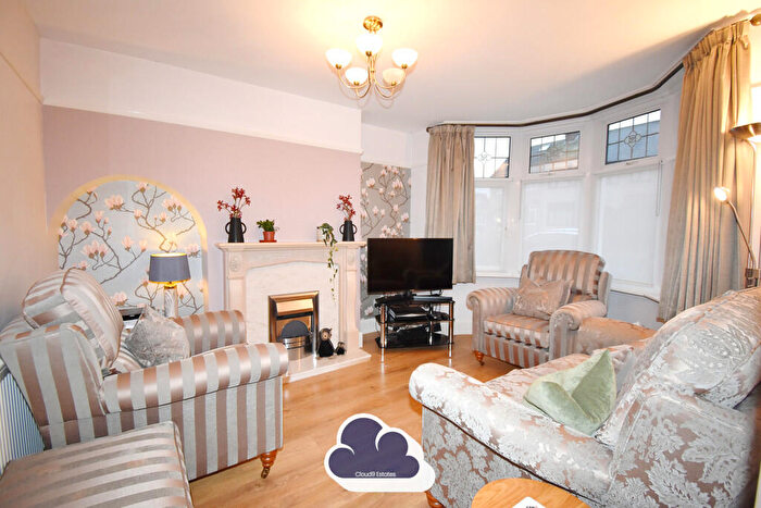 3 Bedroom Terraced House For Sale In Hartland Avenue, Coventry, CV2