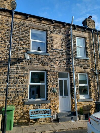 2 Bedroom Terraced House To Rent In Armstrong Street, Pudsey, LS28