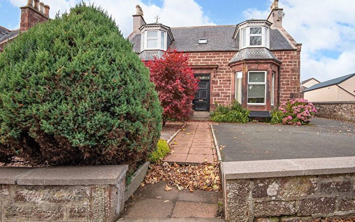 4 Bedroom Detached House For Sale In Banff Road, Turriff, AB53