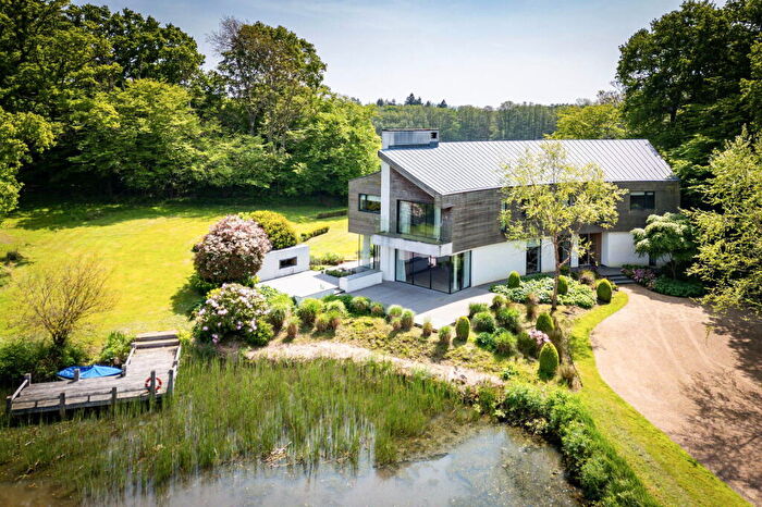 4 Bedroom Detached House For Sale In London Road, East Hoathly, Lewes, BN8