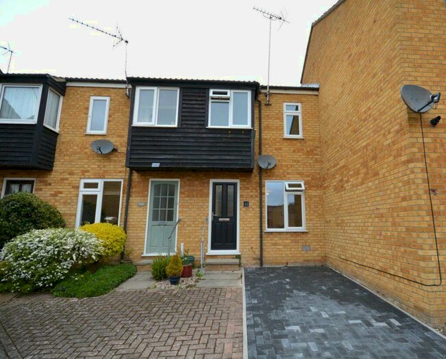 2 Bedroom House To Rent In The Cloisters, Ramsgate, Kent, CT11