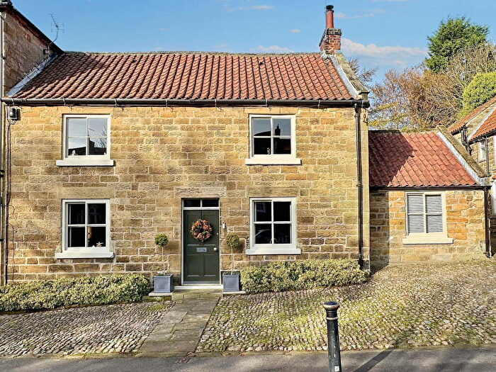 3 Bedroom Cottage For Sale In North End, Osmotherley, DL6