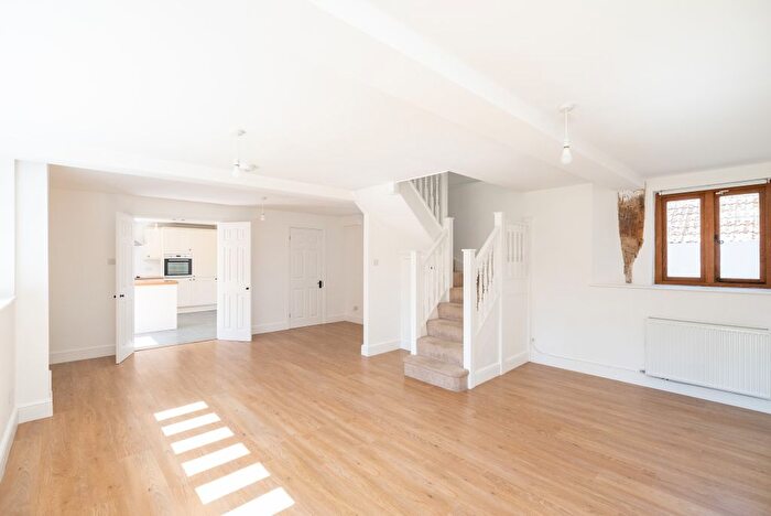 4 Bedroom Barn Conversion For Sale In Westcott, Dorking, RH4