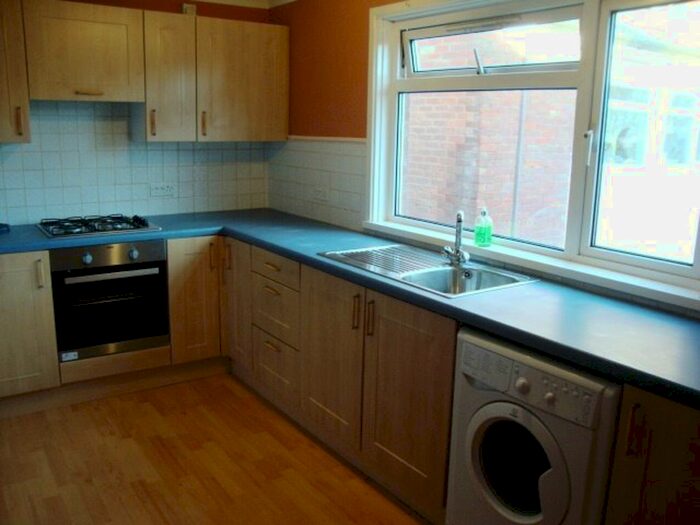 2 Bedroom Flat To Rent In Fortlea, The Gaer, Newport, NP20