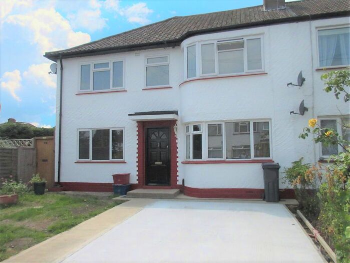 2 Bedroom Maisonette To Rent In Redesdale Gardens, Isleworth, TW7