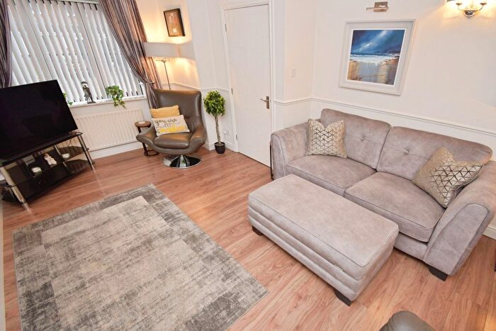 4 Bedroom Detached House For Sale In Upperfield Way, Morrisons Estate, Binley, Coventry, CV3