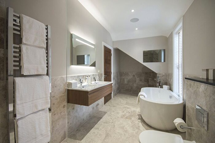 6 Bedroom Detached House To Rent In Cobbetts Hill, Weybridge, Surrey, KT13