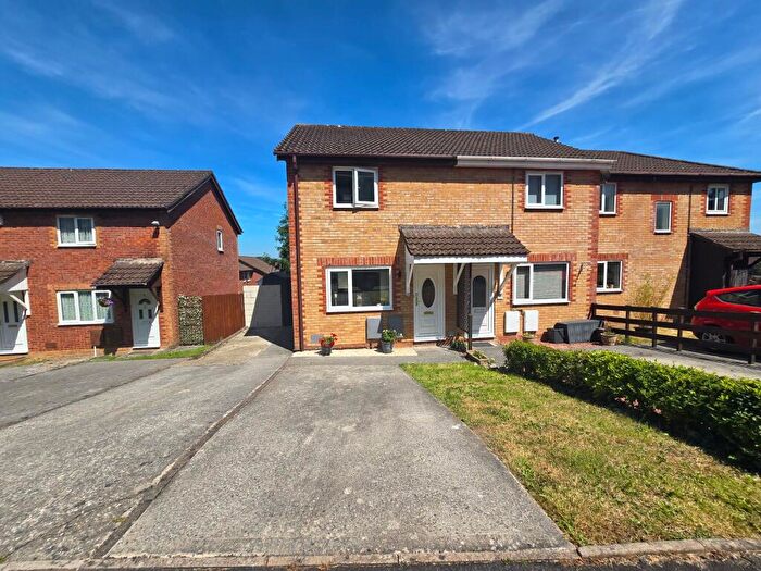 2 Bedroom Terraced House For Sale In Oak Tree Court, Brackla, CF31