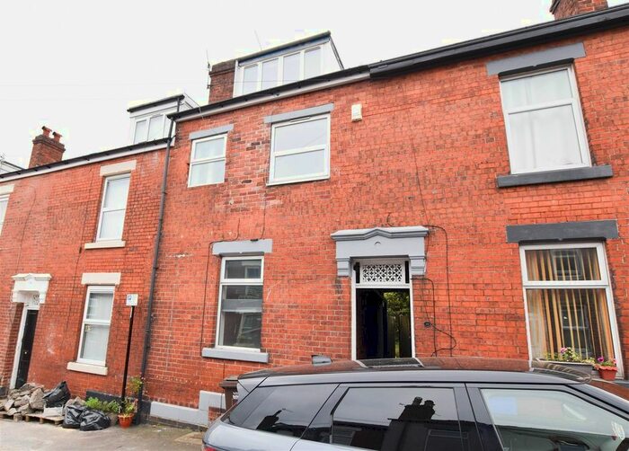 3 Bedroom Terraced House To Rent In Stemp Street, Sheffield, S11