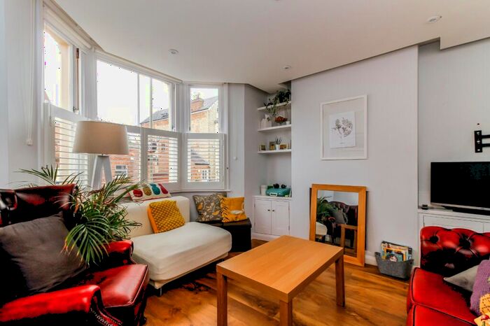 3 Bedroom End Of Terrace House To Rent In Hurst Street, Oxford, OX4