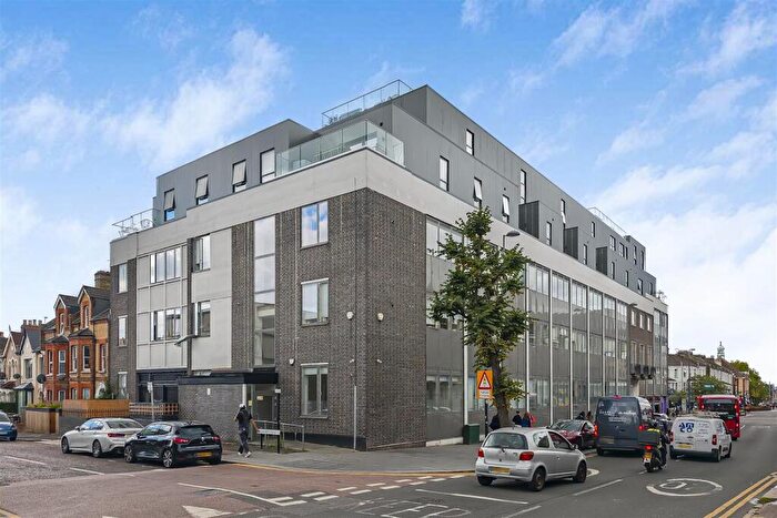 1 Bedroom Flat To Rent In Quant Building, - Church Hill, Walthamstow, E17