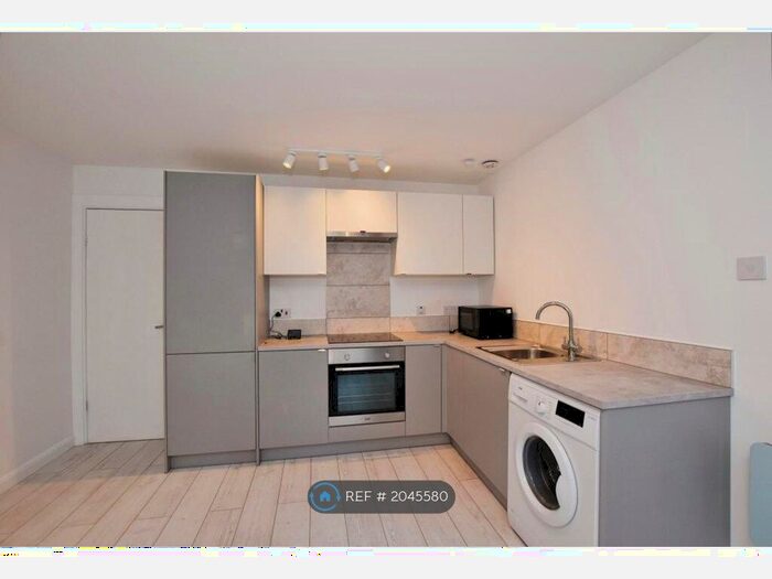 1 Bedroom Flat To Rent In Dens Road, Dundee, DD3