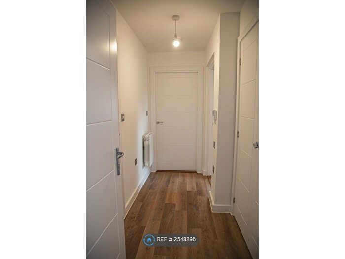 1 Bedroom Flat To Rent In Winnall Manor Road, Winchester, SO23