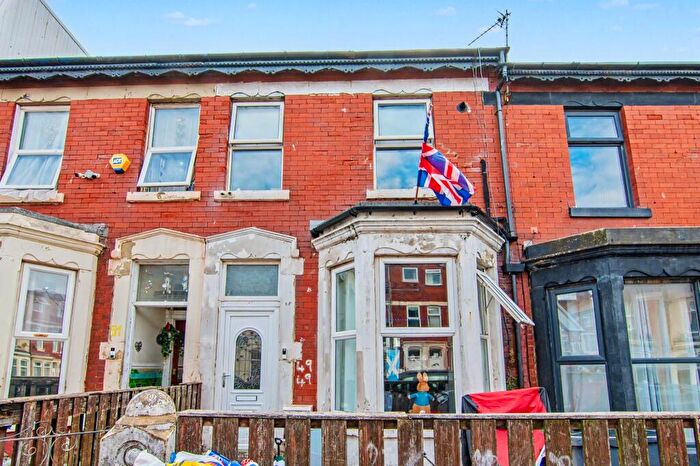 3 Bedroom Terraced House For Sale In Westmorland Avenue, Blackpool, FY1