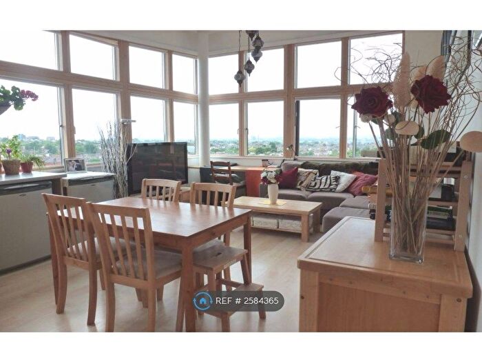 1 Bedroom Flat To Rent In Erin Court, London, NW2