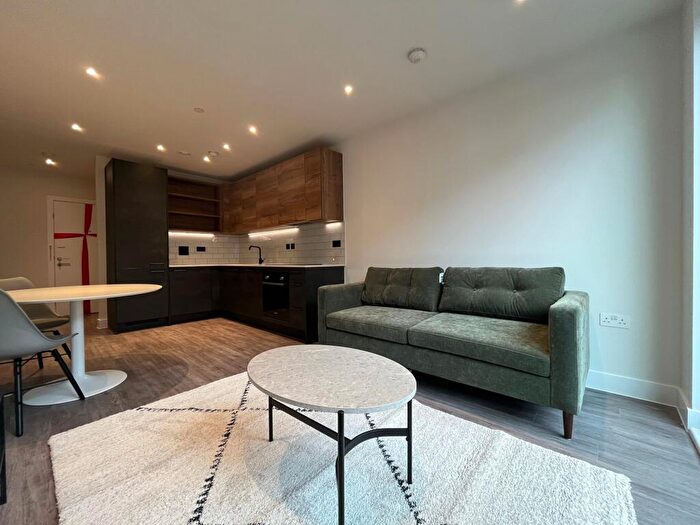 1 Bedroom Apartment To Rent In Belmont Row, Pitt Street, B4