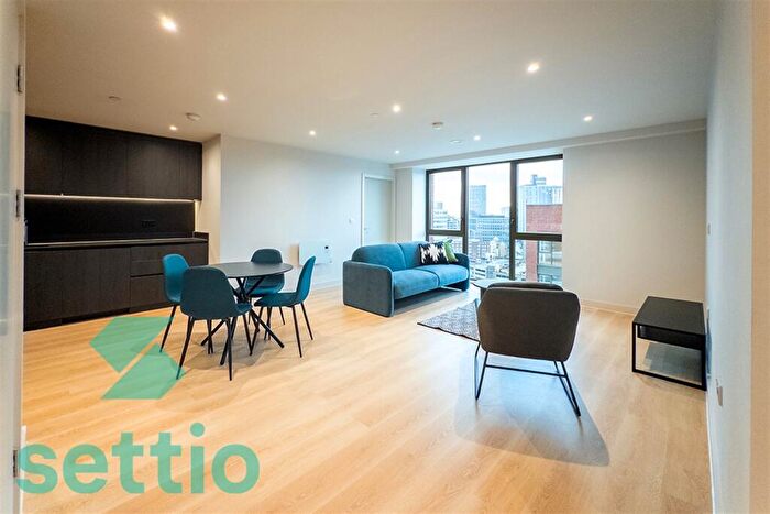 2 Bedroom Apartment To Rent In Waterhouse Gardens, M3