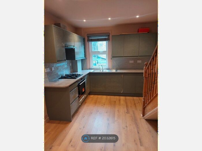 1 Bedroom Flat To Rent In Gordon Rd, Margate, CT9