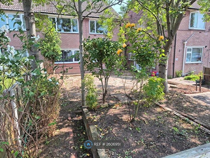 2 Bedroom Flat To Rent In Woodfield Avenue, Lincoln, LN6
