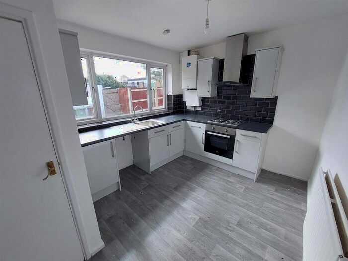 3 Bedroom Semi-Detached House To Rent In Aston Road, Willenhall, WV13
