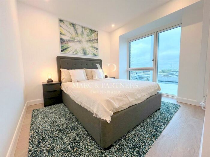 Apartment To Rent In Galleria House, B Western Gateway, London, E16