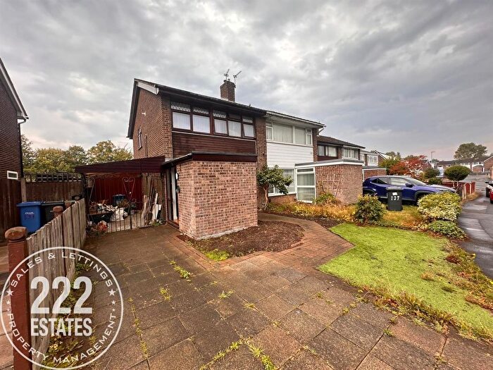 3 Bedroom Semi-Detached House For Sale In Birdwell Drive, Great Sankey, Warrington, WA5
