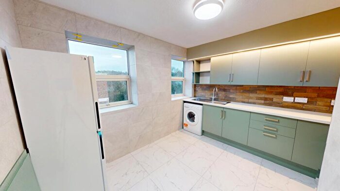 2 Bedroom Flat To Rent In London Road, Brighton, BN1