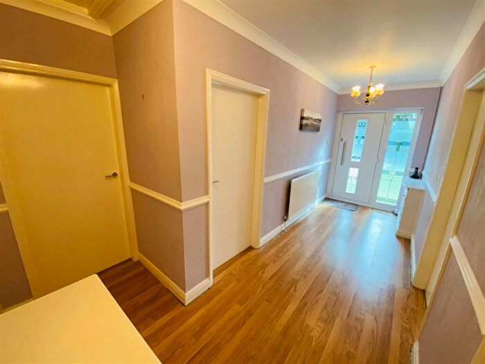 3 Bedroom Detached Bungalow For Sale In High Eggborough Lane, Eggborough, Goole, DN14