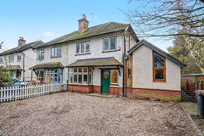 3 Bedroom Semi Detached House For Sale In Elm Avenue, NG9