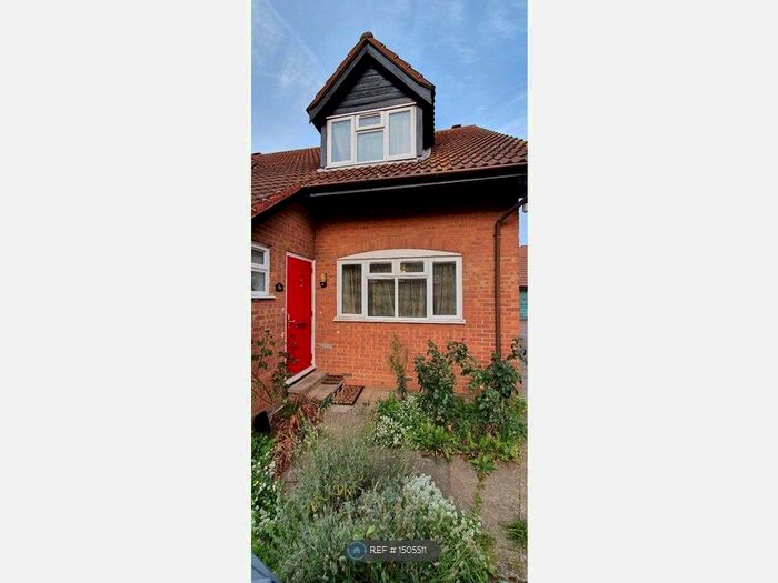 3 Bedroom End Of Terrace House To Rent In Herald Walk, Dartford, DA1