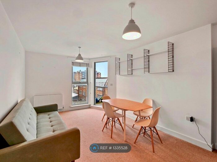 1 Bedroom Flat To Rent In Camberwell Station Road, London, SE5