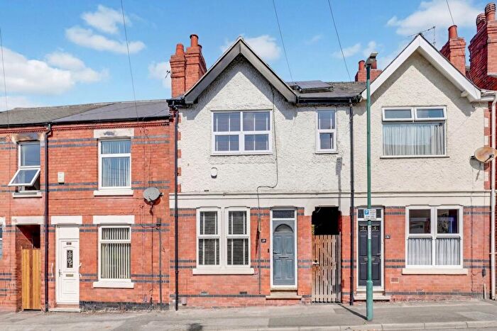 3 Bedroom Terraced House For Sale In Lime Street, Nottingham, NG6