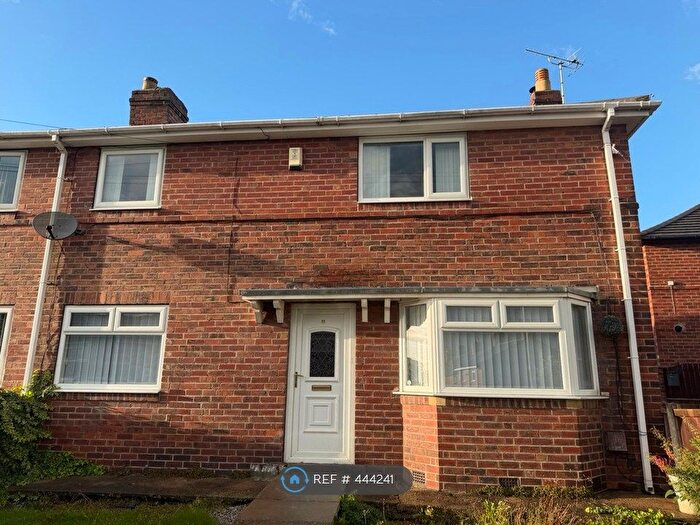 3 Bedroom End Terrace House To Rent In St Marys Avenue, Leeds, LS26