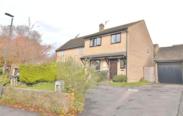 3 Bedroom Semi Detached House For Sale In The Ridge, Bussage, Stroud, Gloucestershire, GL6