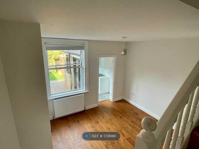 2 Bedroom Terraced House To Rent In Derinton Road, London, SW17