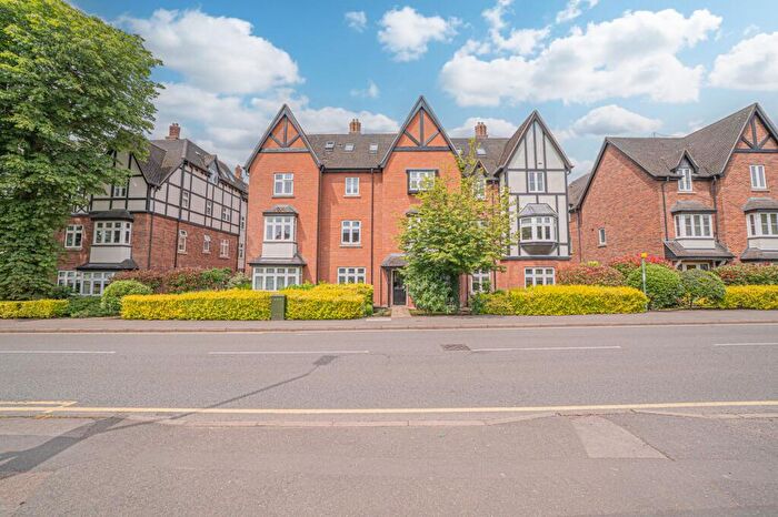 2 Bedroom Apartment For Sale In Station Road, Dorridge, B93
