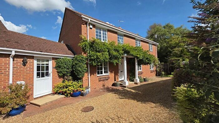 4 Bedroom Detached House For Sale In Bell Close, Helmdon, NN13
